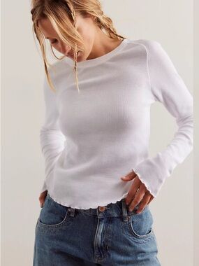 We The Free People Easy Does It Tee Thermal Long Sleeve Top White Size L    AA20